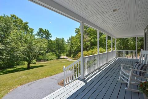 12 Glenview St, Upton, MA 01568 photo 3