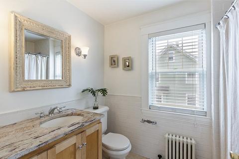 722 Great Plain Ave, Needham, MA 02492 photo 21