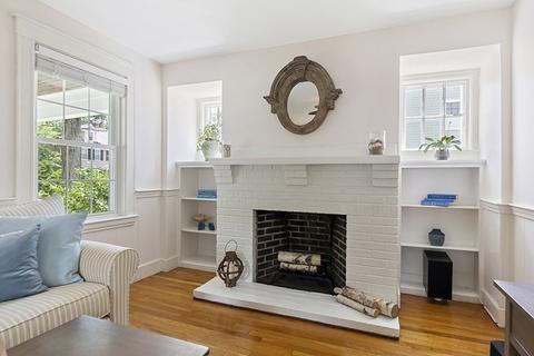 722 Great Plain Ave, Needham, MA 02492 photo 7