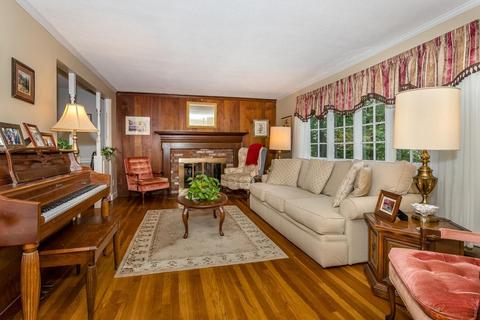 32 Kings Rd, Canton, MA 02021 photo 4