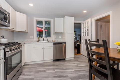 32 Kings Rd, Canton, MA 02021 photo 9