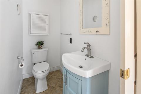 6 Chestnut Rd, Hingham, MA 02043 photo 12