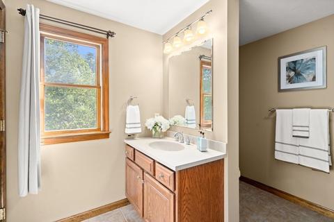 1 Bridle Path, Auburn, MA 01501 photo 14