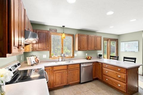 1 Bridle Path, Auburn, MA 01501 photo 8