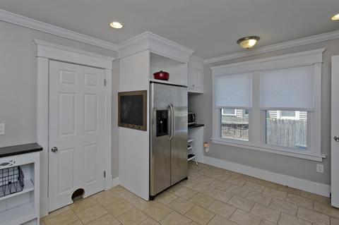 57 Chilson St, Springfield, MA 01118 photo 7