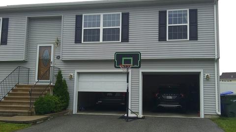 129 Naismith St, Springfield, MA 01104 photo 2