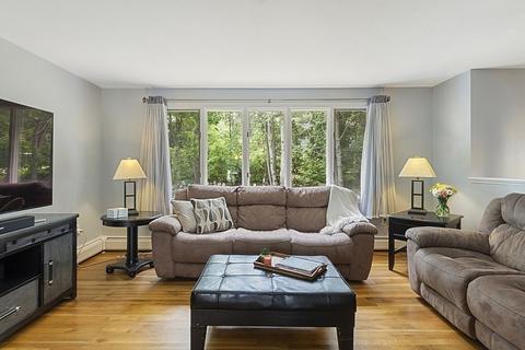 206 Dodge St, Beverly, MA 01915 photo 13