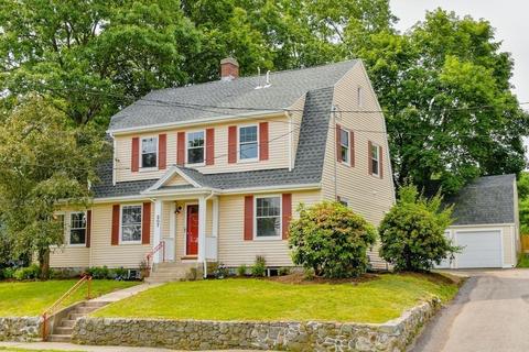 207 Whiting Ave, Dedham, MA 02026 photo 1