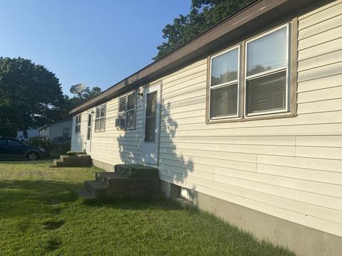 191 Almira Rd, Springfield, MA 01119 photo 2