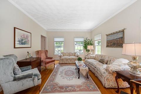 9 Danielle Dr, Danvers, MA 01923 photo 16