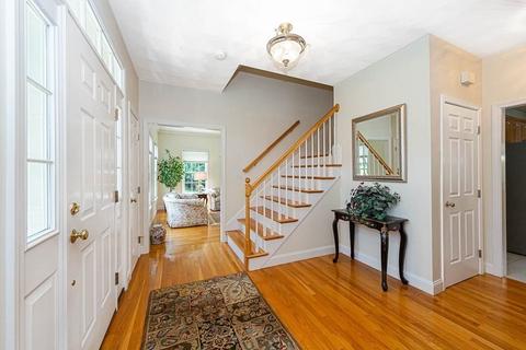9 Danielle Dr, Danvers, MA 01923 photo 3