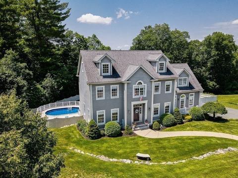9 Danielle Dr, Danvers, MA 01923 photo 1