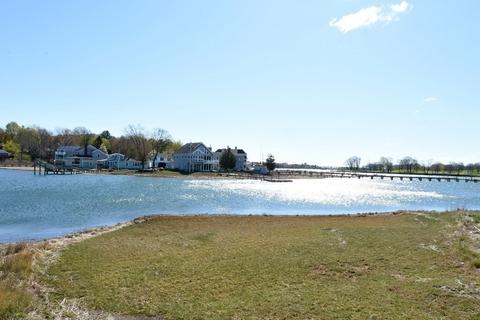 14 Tibbetts Ave, Danvers, MA 01923 photo 21