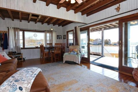 14 Tibbetts Ave, Danvers, MA 01923 photo 14