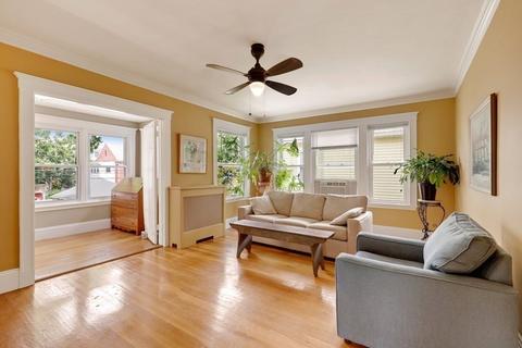 97 Everett St #2, Arlington, MA 02474 photo 8