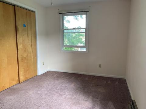 66 Laclede Ave, Chicopee, MA 01020 photo 9