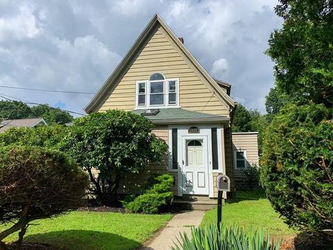 1136 Main St, Reading, MA 01867 photo 1