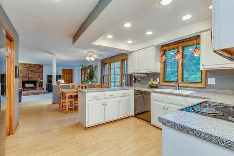 24 Balmorra Rd, Windham, NH 03087 photo 9