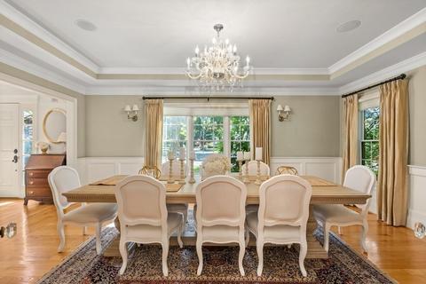 37 Garrison Rd, Wellesley, MA 02482 photo 4