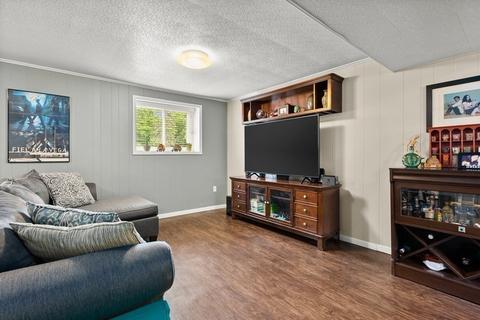 4 Westview Rd, Framingham, MA 01701 photo 17