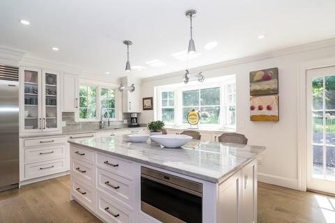 30 Whiting Rd, Wellesley, MA 02481 photo 3