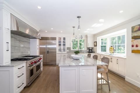 30 Whiting Rd, Wellesley, MA 02481 photo 4
