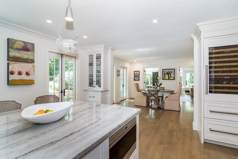 30 Whiting Rd, Wellesley, MA 02481 photo 5