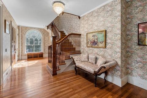 90 Chapman St, Canton, MA 02021 photo 4