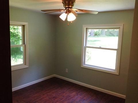 294 Holcomb Rd, Springfield, MA 01118 photo 12