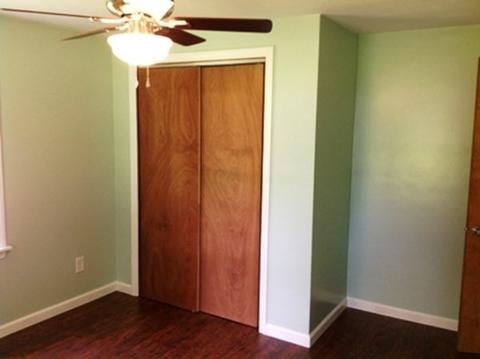 294 Holcomb Rd, Springfield, MA 01118 photo 11