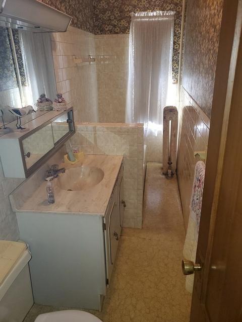 3 Oswald St, Worcester, MA 01607 photo 16