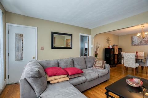 125 Mooreland St, Springfield, MA 01104 photo 11