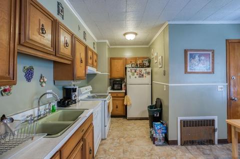 125 Mooreland St, Springfield, MA 01104 photo 8