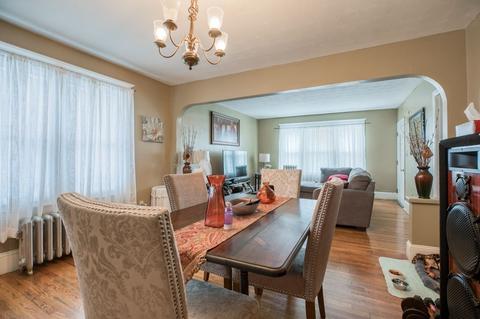 125 Mooreland St, Springfield, MA 01104 photo 4