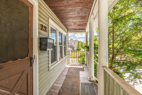 22 Mohan St, Everett, MA 02149 photo 4