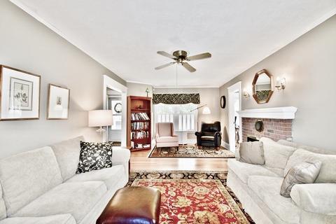 150 Springfield St, Springfield, MA 01107 photo 5