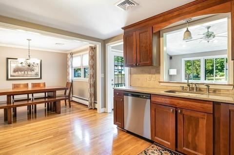 435 Franklin St, Reading, MA 01867 photo 12