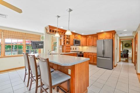 1 Blackman Rd, Canton, MA 02021 photo 6