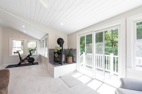 72 Glenmere Cir, Reading, MA 01867 photo 21