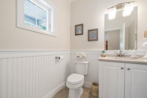 100 Garfield Rd, Dedham, MA 02026 photo 15