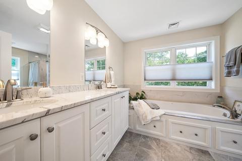 100 Garfield Rd, Dedham, MA 02026 photo 8