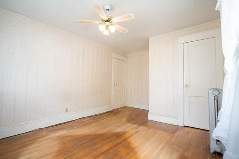 61 Maple St, West Springfield, MA 01089 photo 30