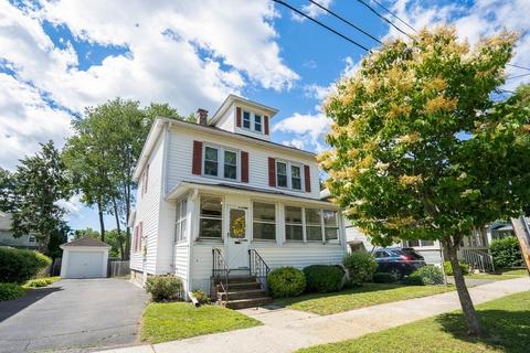 61 Maple St, West Springfield, MA 01089 photo 2