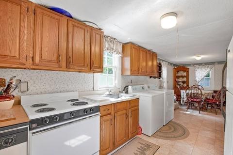 128 Sixth Ave, Barnstable, MA 02672 photo 15