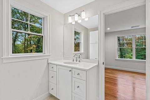 4 Ossipee Ln, Wakefield, MA 01880 photo 28