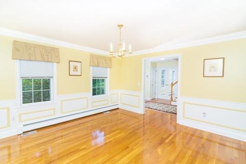 21 Vincent Rd, Mendon, MA 01756 photo 9