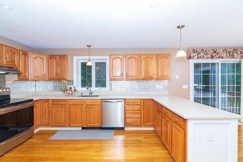21 Vincent Rd, Mendon, MA 01756 photo 11