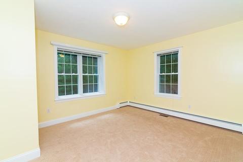 21 Vincent Rd, Mendon, MA 01756 photo 7