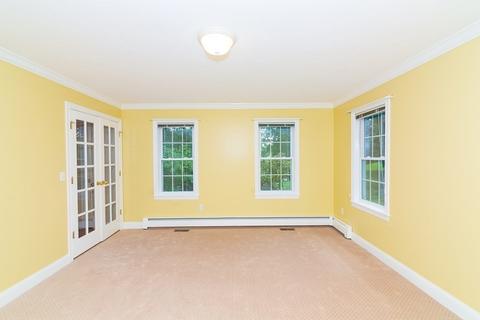 21 Vincent Rd, Mendon, MA 01756 photo 5