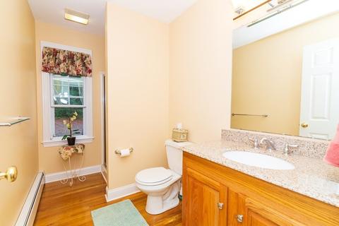 21 Vincent Rd, Mendon, MA 01756 photo 6